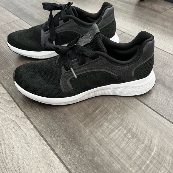 Adidas bounce edge Lux sneakers - Picture 2 of 8